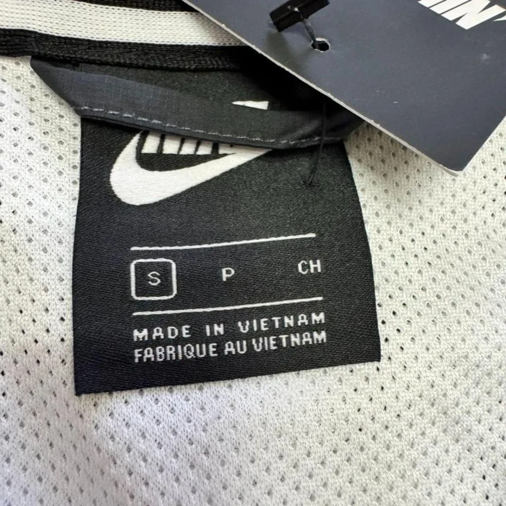 Nike Mens Windrunner Hooded Basketball Jacket Black Gray White 898730-061
